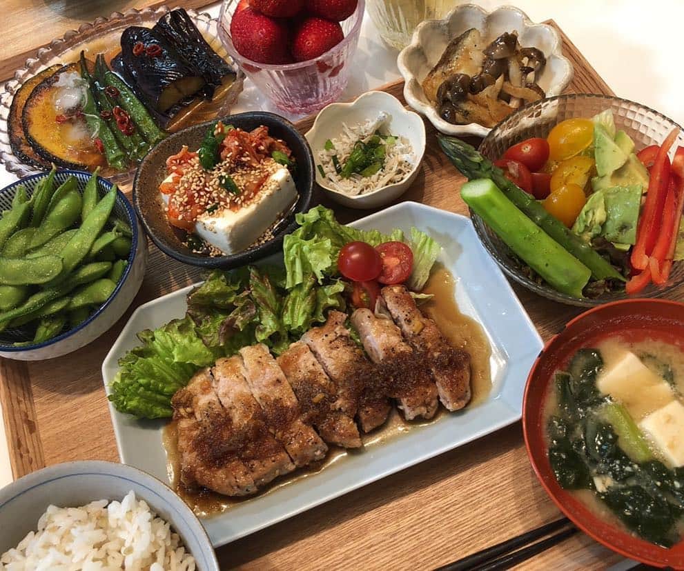 金子翔太さんのインスタグラム写真 - (金子翔太Instagram)「#一年間怪我なくプレー #小林悠選手の奥様の食事を参考にしているらしい  #アカウントも作ったらしい #food #foodstagram」12月17日 17時52分 - kanekoshota30