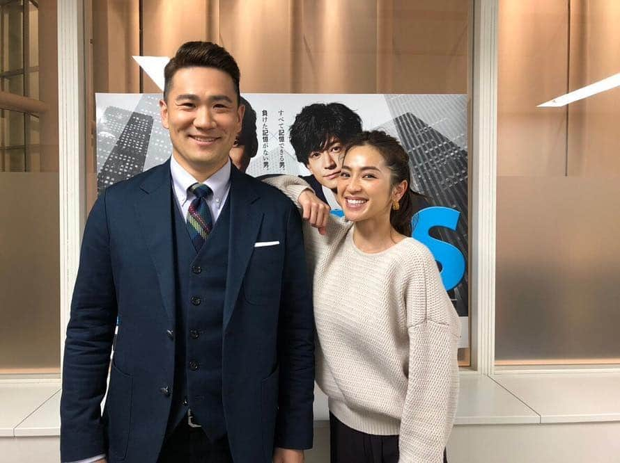 田中将大さんのインスタグラム写真 - (田中将大Instagram)「*** 本日“月9”「SUITS」の副音声に出演させていただきます！ 中村アンちゃんとご一緒させていただきましたが、話はかなり脱線しています笑 よかったらお付き合いください🤗」12月17日 18時01分 - masahiro_tanaka.official