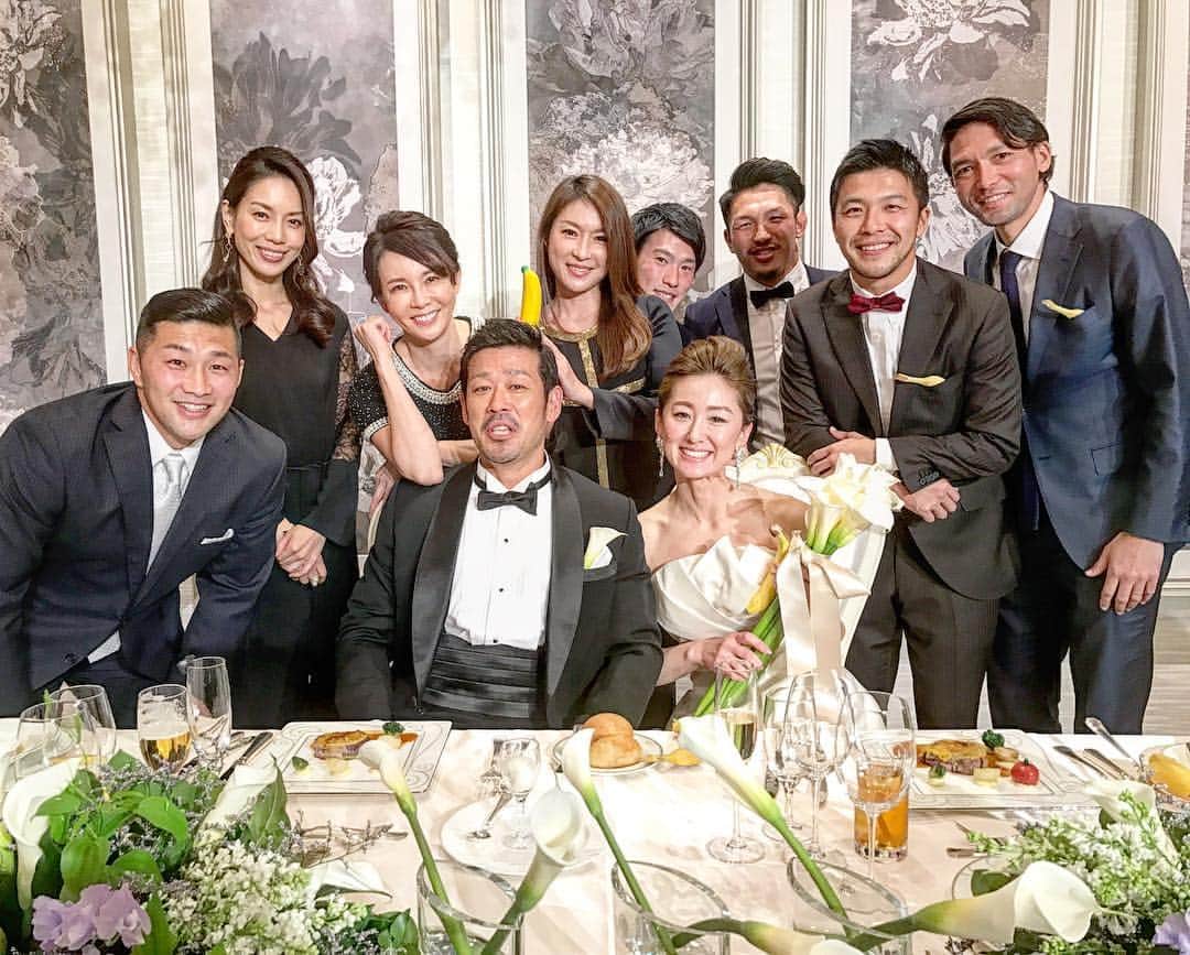 君島良夫のインスタグラム：「Happy wedding day! Congratulations @tetsuya_repace and @juri.golf_lm ❤️ テツさんとジュリさんの結婚式。いつまでもお幸せに😄🍌 #TeamRepace #TeamTetsu」