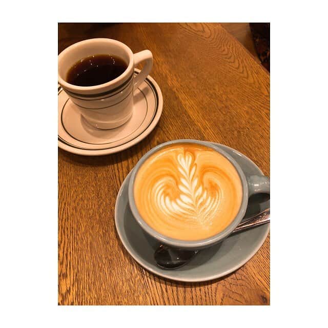 北川綾巴のインスタグラム：「#cafe #cafelatte #coffee  #☕️ #thelocalcoffeestand」
