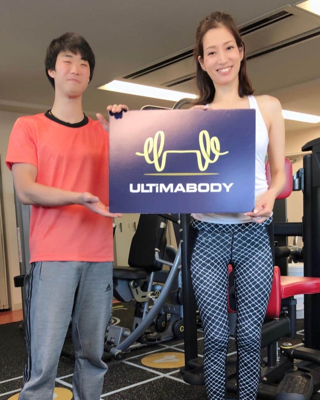 佐藤弥生さんのインスタグラム写真 - (佐藤弥生Instagram)「先日のパーソナルトレーニング  お久しぶりの@bodycaretrainer99 トレーナー💪 下半身と上半身とみっちりやって 翌日筋肉痛でした🤣 あー 笑った 笑った で プロテイン忘れるの巻😢 #training#personaltraining#fitness#fittnessgirl#fittnesslife#fittnessmotivation#trainingday#protein#banana#soymilk#トレーニング#スクワット#パーソナルトレーニング#フィットネス#yayosworkout#🍌#プロテイン#体幹トレーニング#grid#グリッドローラー#筋トレ#筋トレ女子 #筋肉#筋肉女子#プロテイン女子#bodymake#beltabodychange #筋肉は裏切らない」12月17日 22時23分 - yayoyayo_s