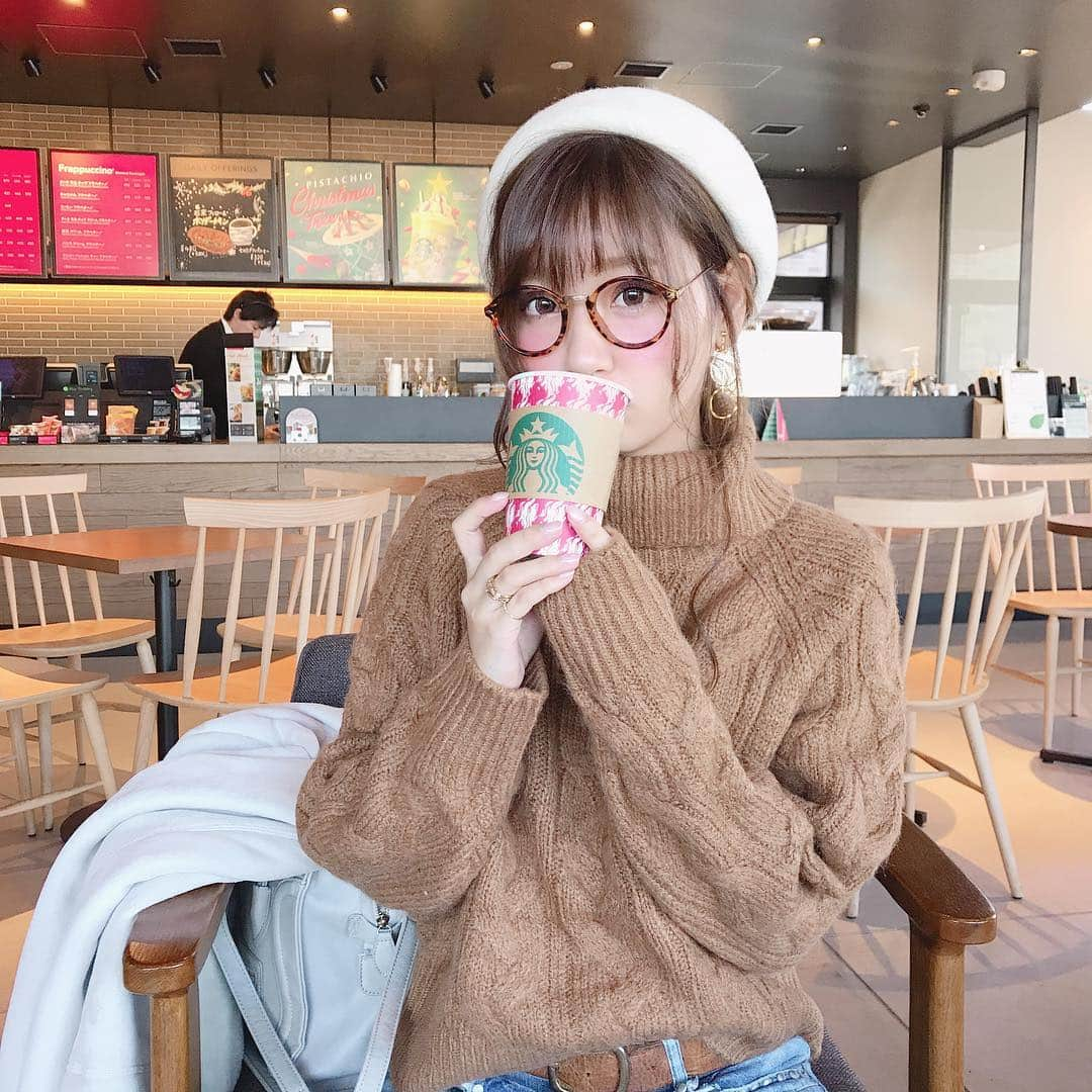 いっちゃん/嶋津 いつみさんのインスタグラム写真 - (いっちゃん/嶋津 いつみInstagram)「. . 確実にママのカメラ技術が 上がっている🙋🏼‍♀️✨ww . . . . ピスタチオ大好きやから 今の限定メニュー好き過ぎて めっちゃスタバ通ってもてる🤣❤️❤️❤️ . . 期間限定と言わず 定番化して欲しい👉🏻👈🏻…💓 . . . . . #関西  #関西サロモ  #サロンモデル #サロモ #いっちゃん  #フリーモデル #関西モデル  #あざといっちゃん #かわいっちゃん #ブライダルモデル #アレンジモデル #ヘアカラー  #ヘアアレンジ #撮影依頼受付中 . . . . 関西や地方での 12月、1月の サロン撮影、その他お仕事のご依頼は 随時募集しております😌✨」12月17日 22時47分 - istumiiiru