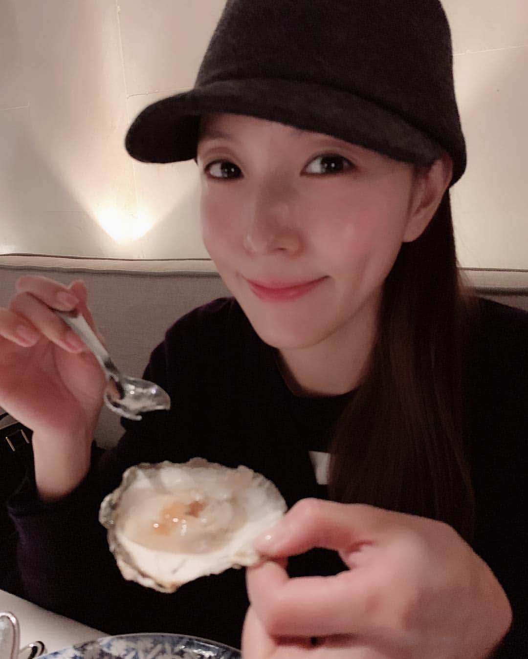 BoAのインスタグラム：「석화귀신 석화 먹고 싶오 😭」