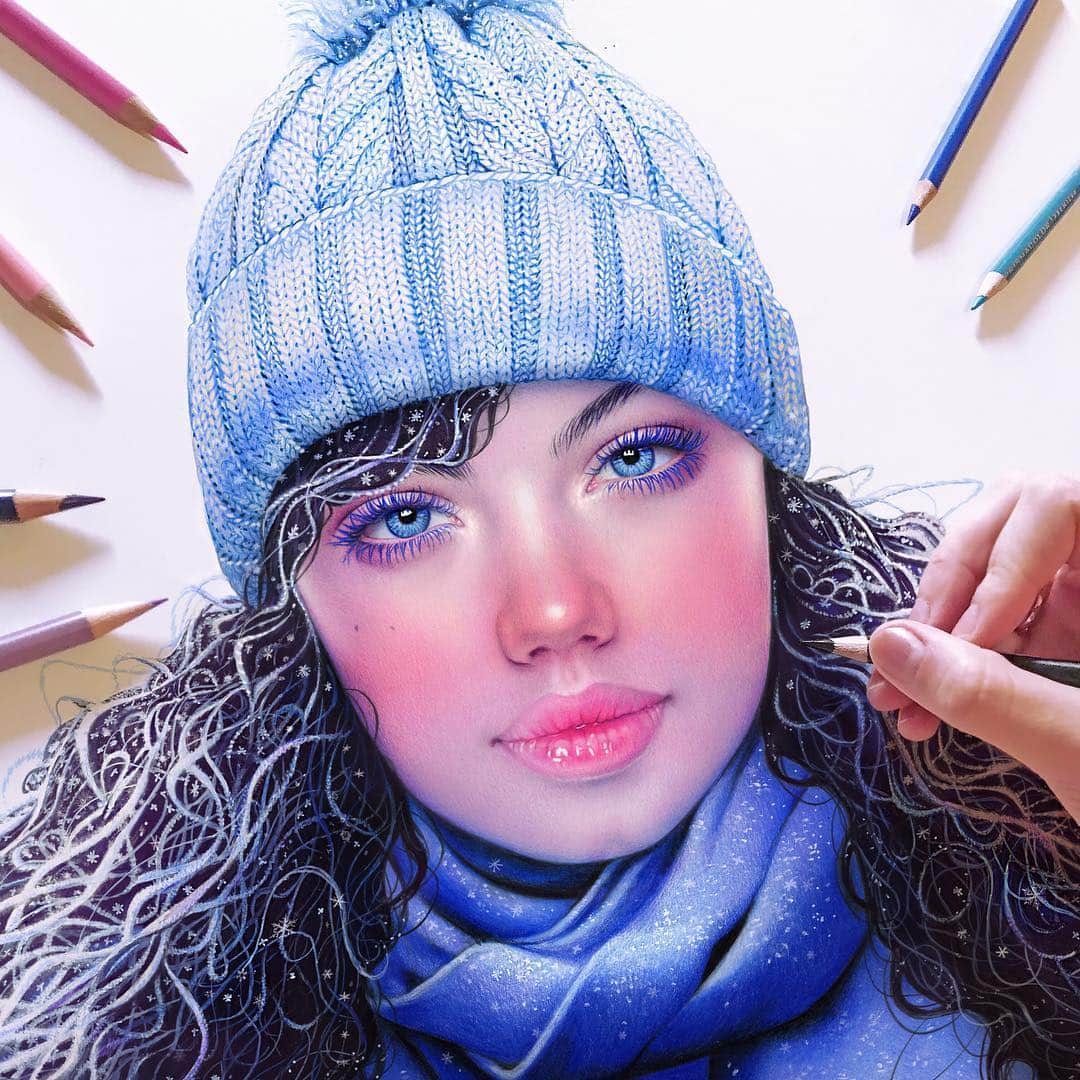 Morgan Davidsonのインスタグラム：「Hi guys!!! IT’S TIME TO ANNOUNCE THE WINNERS!! 🎄🎁 ✨🎉🎊 The grand prize winner is @shore.arts 🎊🎉✨ The two second place winners (who get a 36 count pencil set) are @keeksart and @juliemoreta  Please, DM me your addresses!  I just have to say, I looked through ALL of the posts and it brought me to tears. 😭💕 I am beyond grateful to be a part of this AMAZING, supportive and loving group of artists. You all inspire me more than you’ll ever know! With all of the negativity in the world it’s the most heart warming feeling to have so many people come together over their love for art and connect in such a positive way. I love you all so much, thank YOU!  Also, this is a throwback of my Winter Girl drawing! Prismacolor soft core colored pencil on Strathmore Bristol smooth.  I’ll share my new drawing very soon! ❤️🥰」