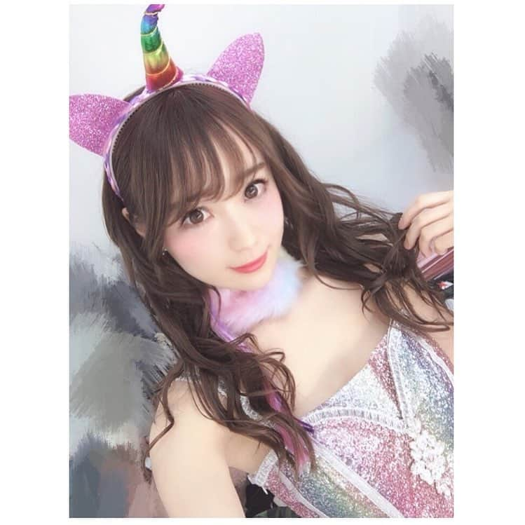 小越しほみさんのインスタグラム写真 - (小越しほみInstagram)「ユニコーン衣装🦄🌈 おもちかえりしたいくらいかわいかった💘 ・ #ユニコーンコスプレ #ユニコーン #unicorn #コスプレ #cosplay #オゴコスプレ #costume #衣装 #selfie」12月18日 21時16分 - shihomi1129