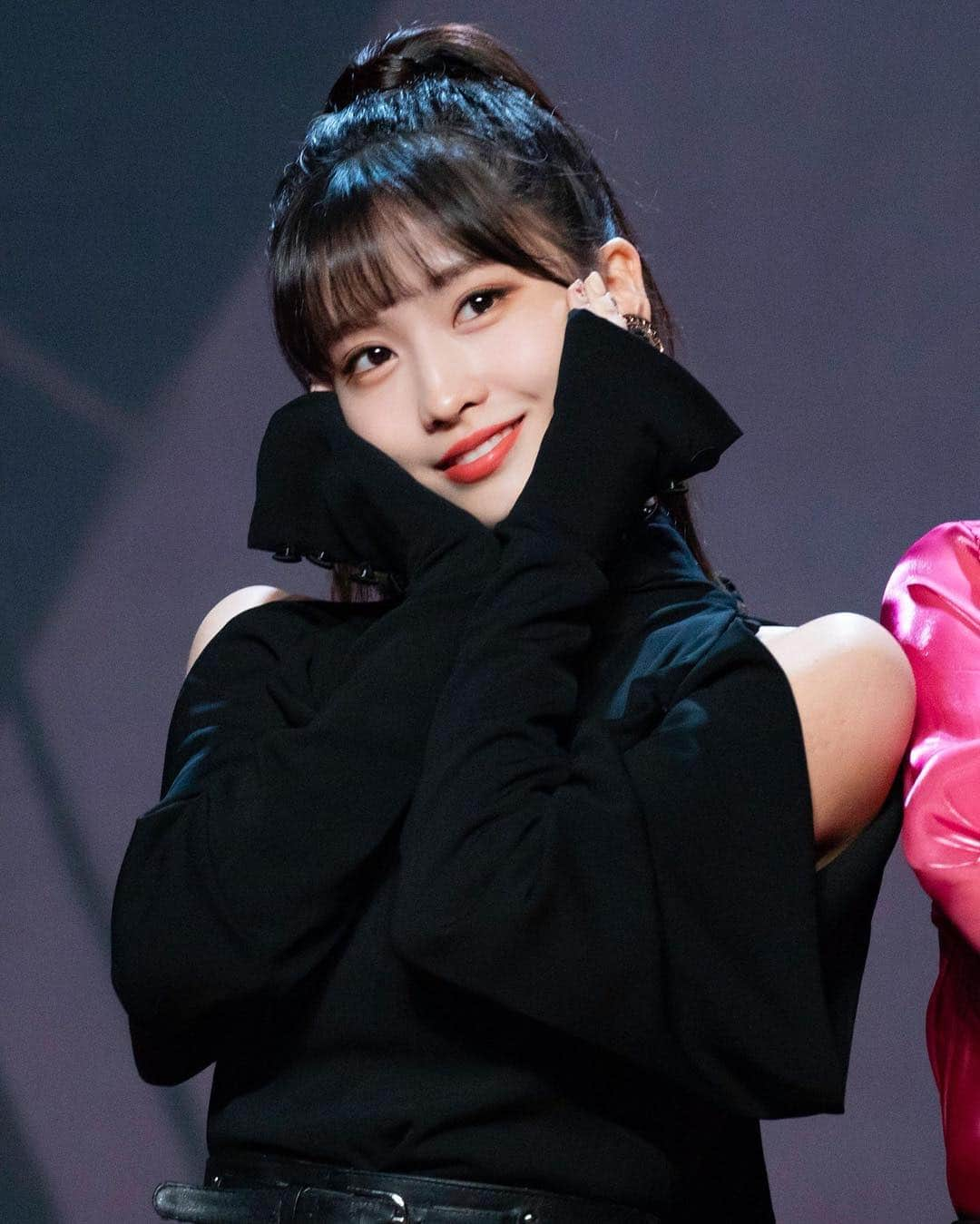 モモさんのインスタグラム写真 - (モモInstagram)「♡ [Fantaken] 181214 - MAMA 2018 in Hong Kong -  #MOMO #트와이스 #모모 #平井もも #もも #TWICE © MO」12月18日 22時03分 - momojype