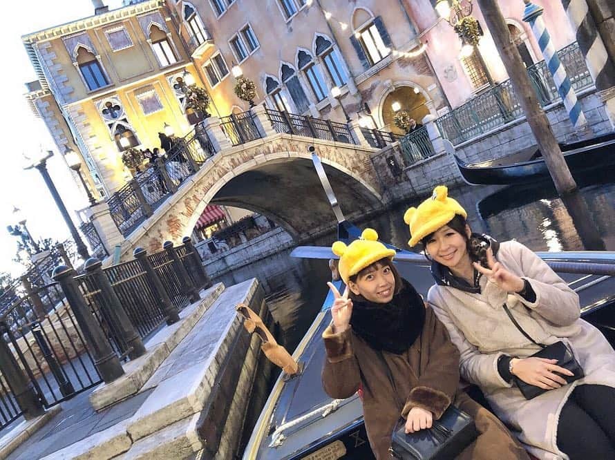 田沢涼夏のインスタグラム：「in ディズニーシー❤️ オフ満喫☀️いい天気でよかったよォ🙏🏻」