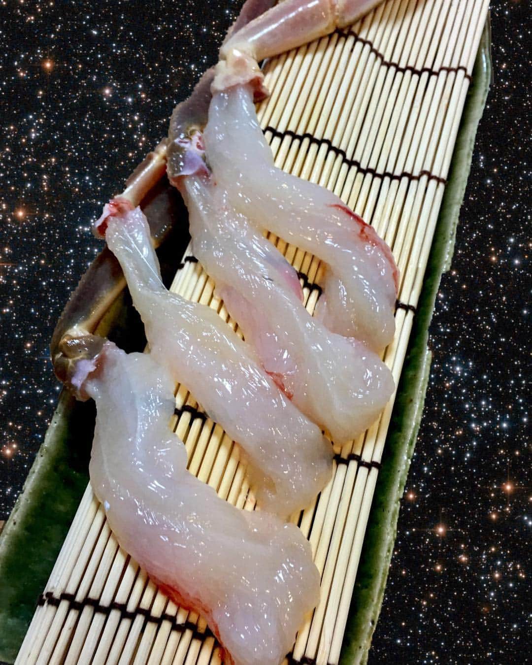 ネゴシックスのインスタグラム：「山陰のカニを宇宙へ。ポローン #松江魚心」