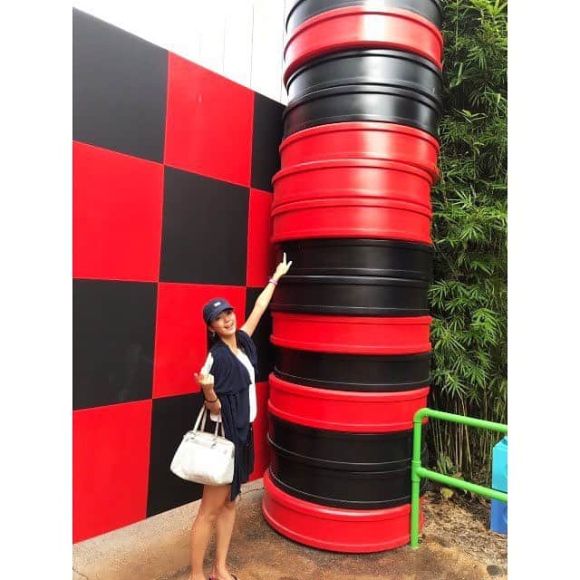 テレビ朝日アナウンサー公式さんのインスタグラム写真 - (テレビ朝日アナウンサー公式Instagram)「. ｢私に戻る時間｣いつかな～と考えてみましたが、無いことに気づきました！ 本当は仕事中はスイッチを入れたいのですが、仕事もプライベートでも そんなに変わらないのかなと思っています！ ただ、スポーツ観戦や旅行中は特に楽しい時間を過ごしていますね☆ 旅行先はアメリカが多いです♪ （紀） #アナカレ2019 #アナウンサー #テレビ朝日 #テレビ朝日アナウンサー #紀真耶 #7000フォロワー達成 #ありがとうございます」12月19日 8時40分 - tvasahi_announcers