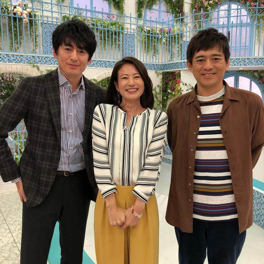 馬場典子さんのインスタグラム写真 - (馬場典子Instagram)「「NHKなんで」のポーズ。 いつもお忙しい「華丸の大吉さん」と、「馬場の典子」で記念撮影。 #三津谷 さんに名前を呼んで頂いて感激した今日の#あさイチ 。 #博多華丸大吉 さん」12月19日 11時09分 - baba_channel