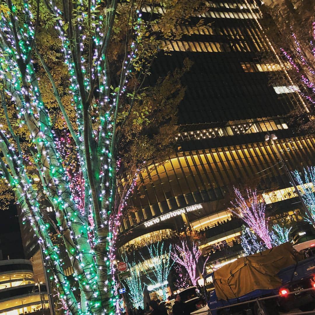 小嶋みつみのインスタグラム：「#日比谷 #有楽町 #イルミネーション #クリスマス #東京ミッドタウン日比谷」