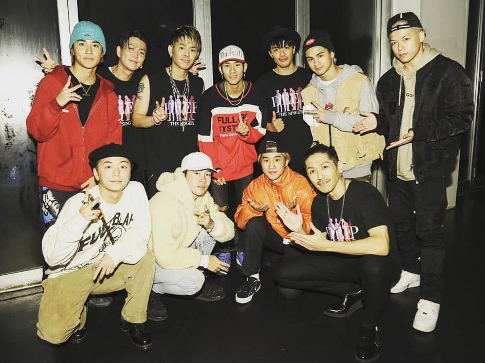 RYOさんのインスタグラム写真 - (RYOInstagram)「「DEEP LIVE TOUR 2018 ”THE SINGER”」東京公演2日目🔥 アーティストのみなさんも来てくださいました!! ありがとうございました😭🙏」12月19日 18時18分 - deep_ryo