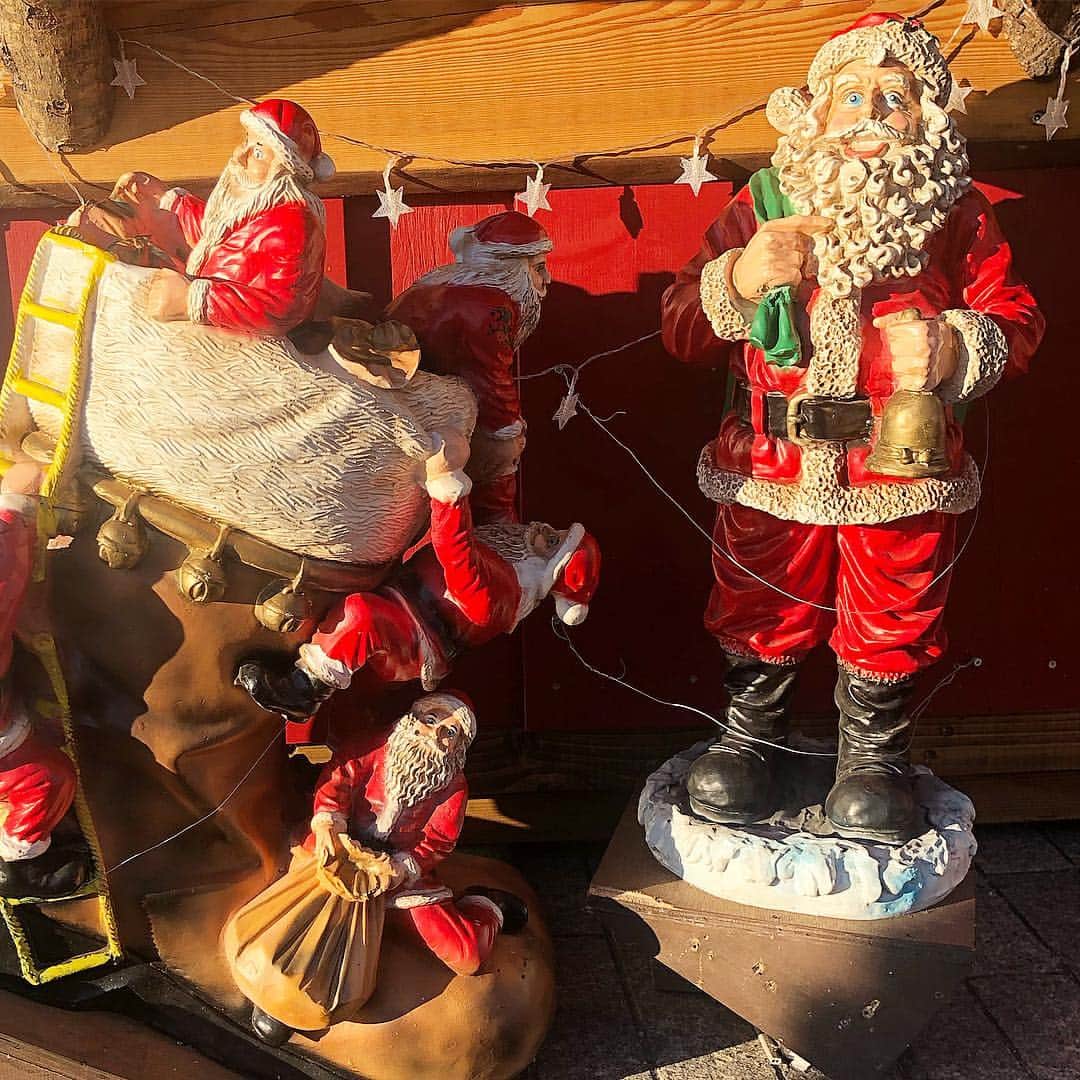 石川理咲子さんのインスタグラム写真 - (石川理咲子Instagram)「#赤レンガ #横浜 Christmas Market🎄」12月19日 22時49分 - rsk_0315