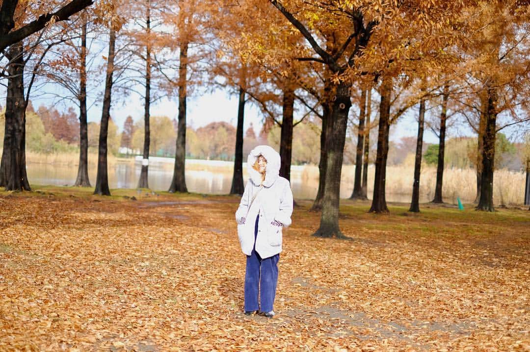 山崎千裕のインスタグラム：「#December_2018#winter #myfavoriteplace #beautifulpark #winterfashion  Photo by NahoInoue @inapoupou」