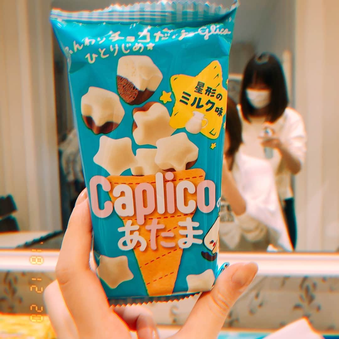 本田翼さんのインスタグラム写真 - (本田翼Instagram)「🍦🍦🍦 カプリコのあたま🦳ミルク味🐄 (いちご味も美味🍓) #カプリコのあたま」12月20日 9時45分 - tsubasa_0627official