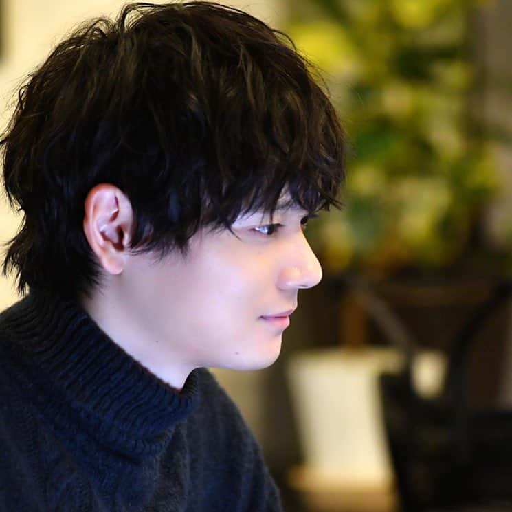 古川雄輝のインスタグラム：「AbemaTV ドラマ「1ページの恋」 星野有利 役  #橋本環奈 #板垣瑞生 #大野いと #濱田龍臣」