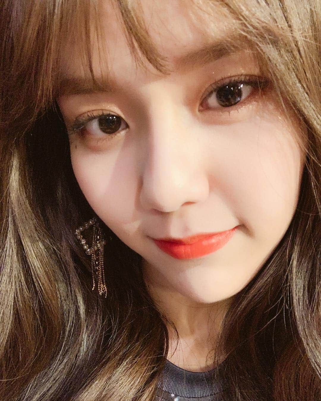 のインスタグラム：「내일봐💕」
