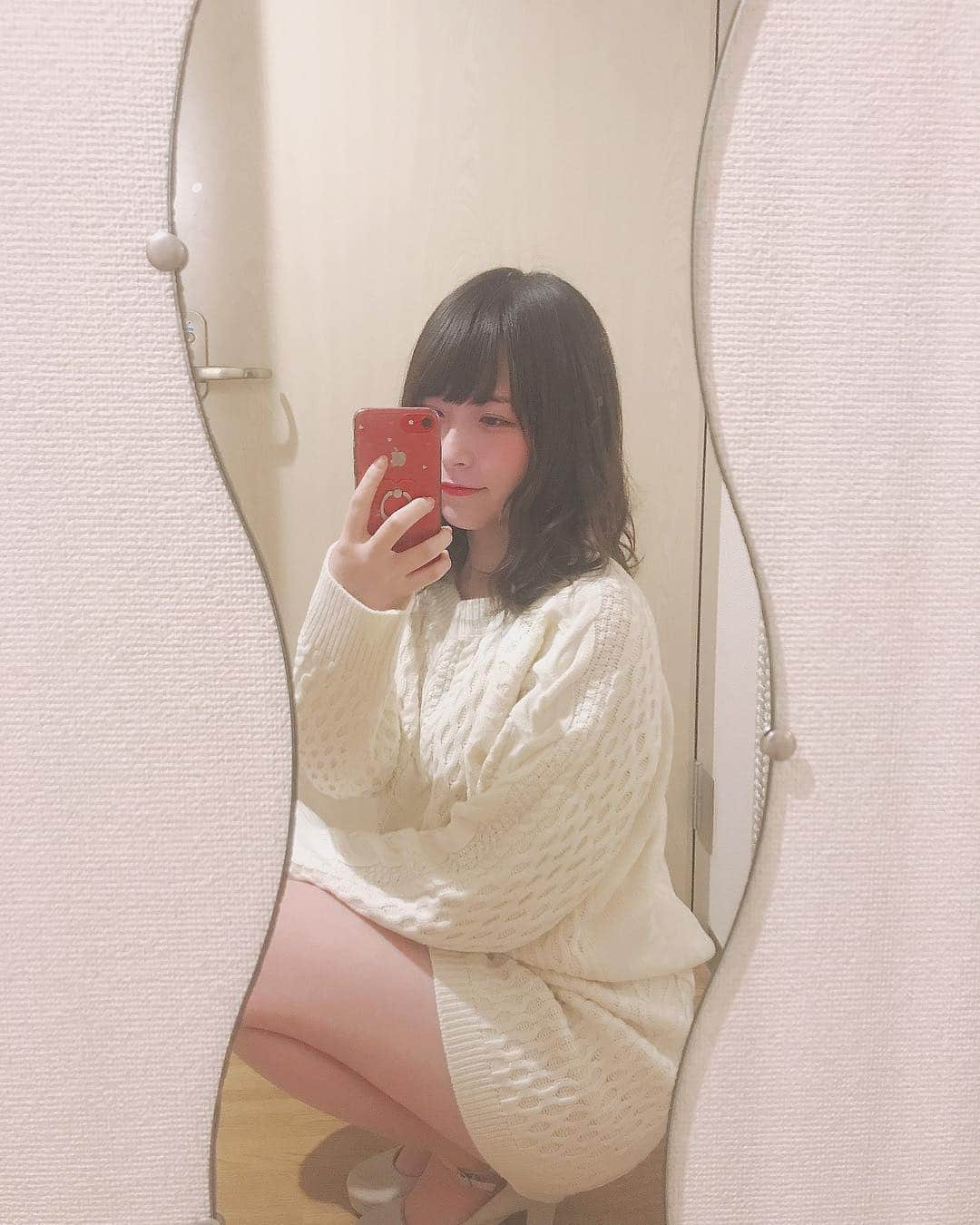 島村嬉唄のインスタグラム：「めちゃくちゃお気に入りのセットアップとアウター💋💋 彼女がおデートにこれ着てきたらたまらんねうふ（？）☺️ . #udresser」