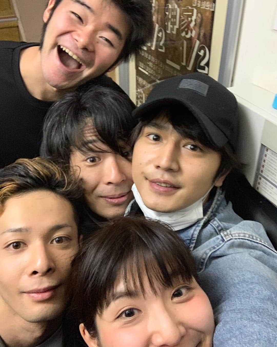 熊野直哉さんのインスタグラム写真 - (熊野直哉Instagram)「仲間たちも沢山観に来てくれています❤️ #マッチポンプ調査室」12月21日 15時26分 - naoya_akama