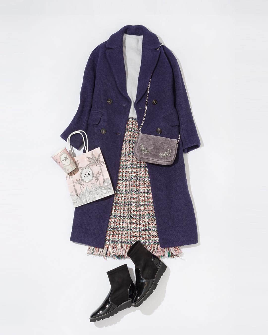 ルミネ公式のインスタグラム：「パープルロングコートで極寒Dayも元気に #コート ¥12,000+TAX #ニット ¥6,500+TAX #スカート ¥10,000+TAX #バッグ ¥6,900+TAX #ブーツ ¥21,000+TAX ・ [ #LUMINEMAGAZINE ] #lumine #ルミネ #ルミネエスト新宿 #ムルーア #マーキュリーデュオ #ローズバッド #ダイアナ #ootd #outfit #fashion #coordinate #コーディネート #ファッション #デイリーコーデ #コーデ #フォロー #Megu http://magazine.lumine.ne.jp/?p=79643 ※商品の価格や取り扱い状況は撮影時点のもので、変更になることがあります。」