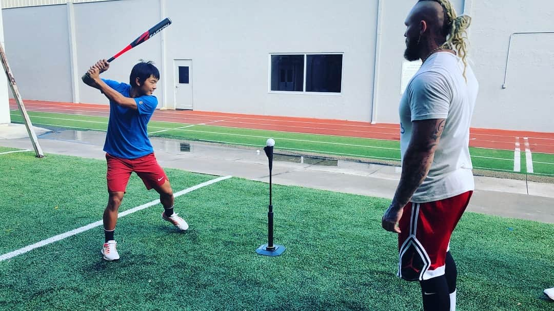 中村豊さんのインスタグラム写真 - (中村豊Instagram)「Tennis Meets Baseball. Thank you Granden Goetzman.」12月22日 7時28分 - yutakanakamura_