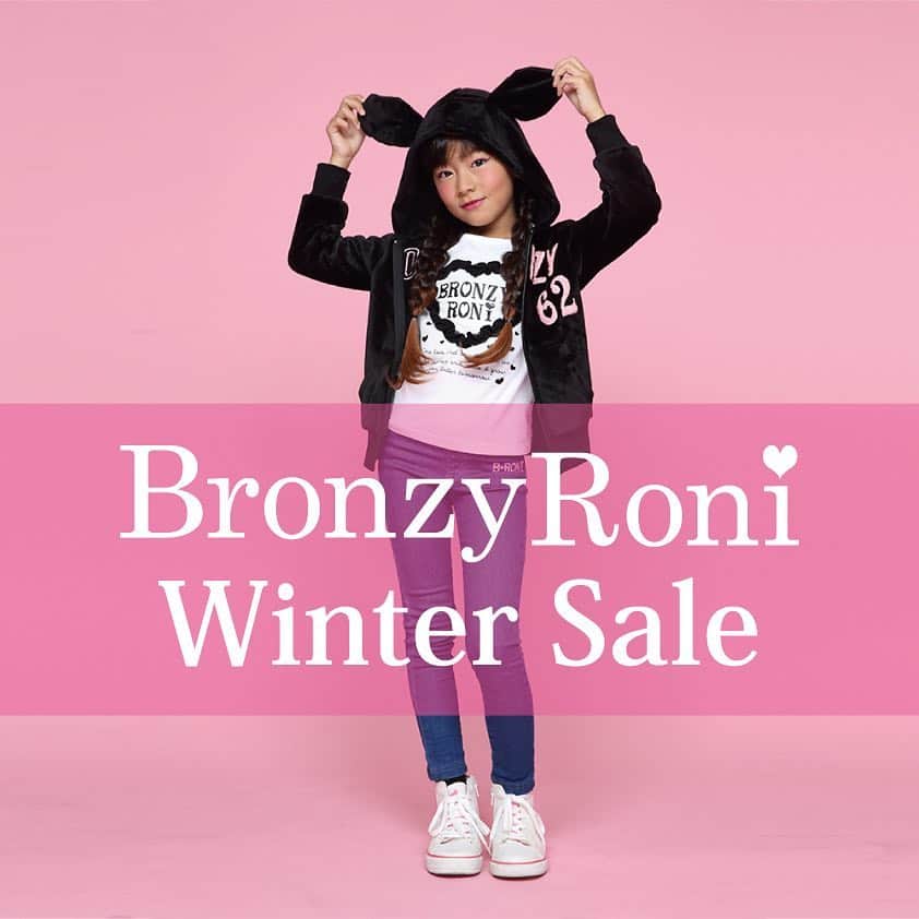 RONI WORLDさんのインスタグラム写真 - (RONI WORLDInstagram)「🎅🏻🎁🎄Bronzy Roni🎄🎁🎅🏻 Weekend Sale開催中!! 対象アイテム30%OFF . #BronzyRoni #ブロンズィロニィ #ロニィ#roni#RONI#sale #weekend」12月22日 19時36分 - roni62insta