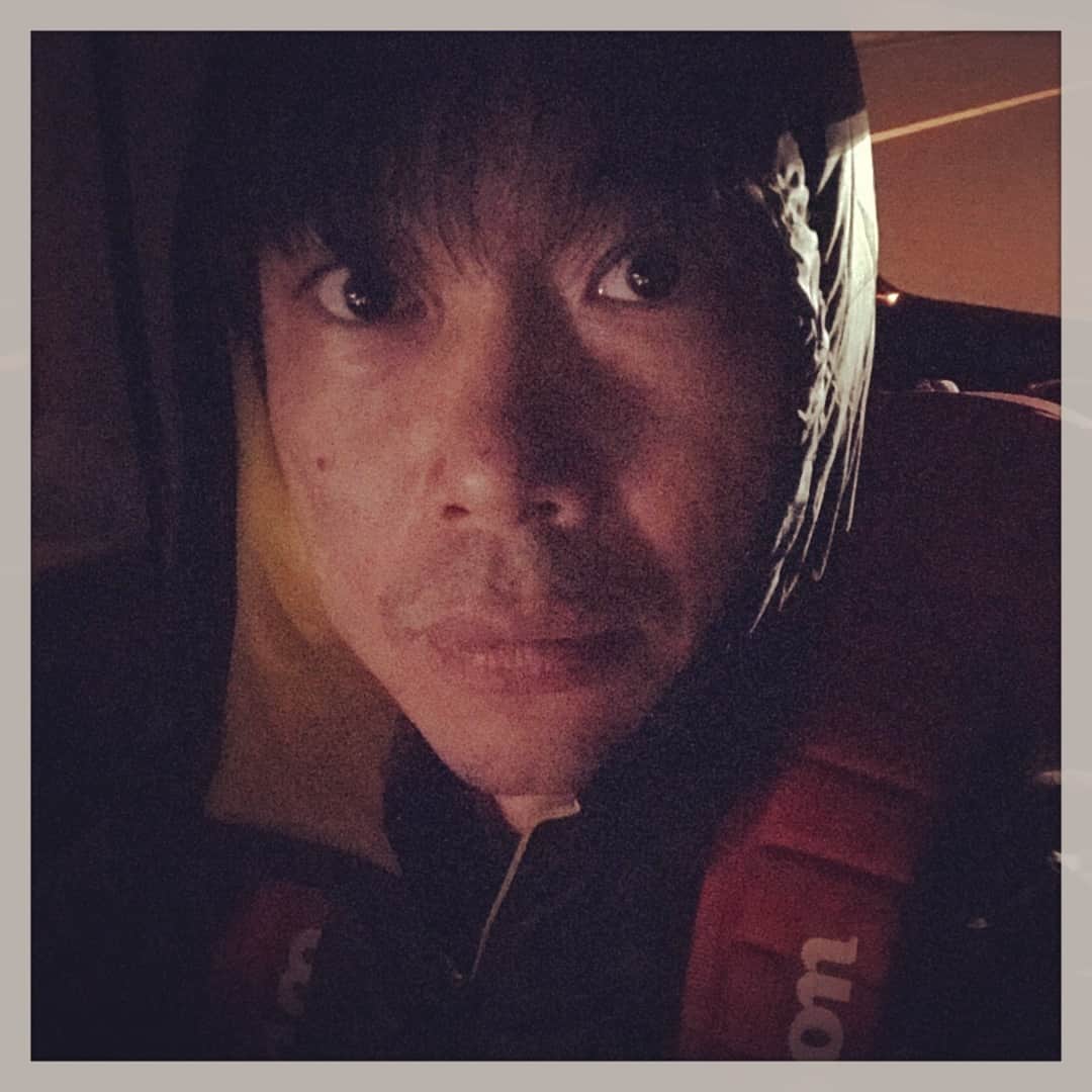 北山陽一のインスタグラム：「テニスいくだけなんだけど、なんかキャンプな感じになってもーた。」