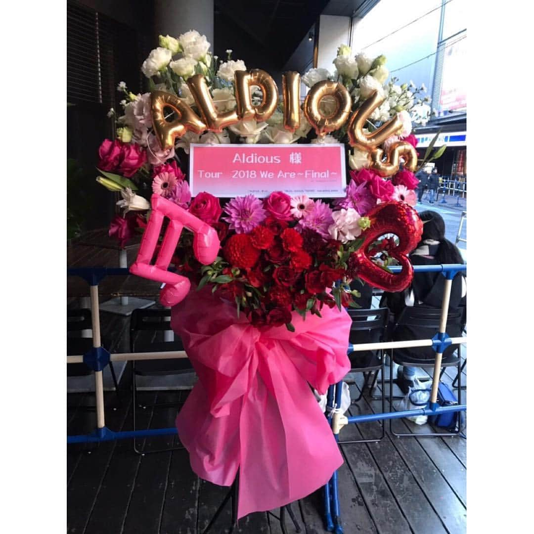 トキさんのインスタグラム写真 - (トキInstagram)「たくさんのお花達！本当にありがとうございます！！💐」12月22日 16時32分 - aldioustoki