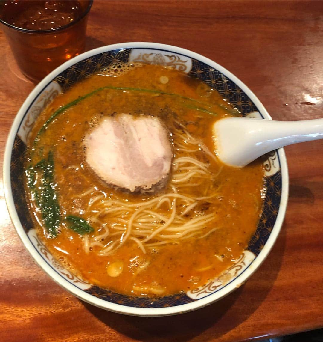 カイヤさんのインスタグラム写真 - (カイヤInstagram)「支那麺はしご銀座本店（ラーメン） とてもスパイシーでとてもおいしい Shinamenhashigo Ginza honten  Very Spicy Chinese noodles in Ginza (ramen) #caiya#カイヤ#ラーメン#ramen#chinesefood#chinesecuisine#gourmet#ginza#spicy#spicynoodles#spicyfood#グルメ#辛い#辛いラーメン#銀座#銀座グルメ#中華料理#中華料理店#中華#インスタ映え#インスタ探検隊#insta#instagood#instagram#instafood#instadaily」12月22日 17時16分 - caiya.kawasaki