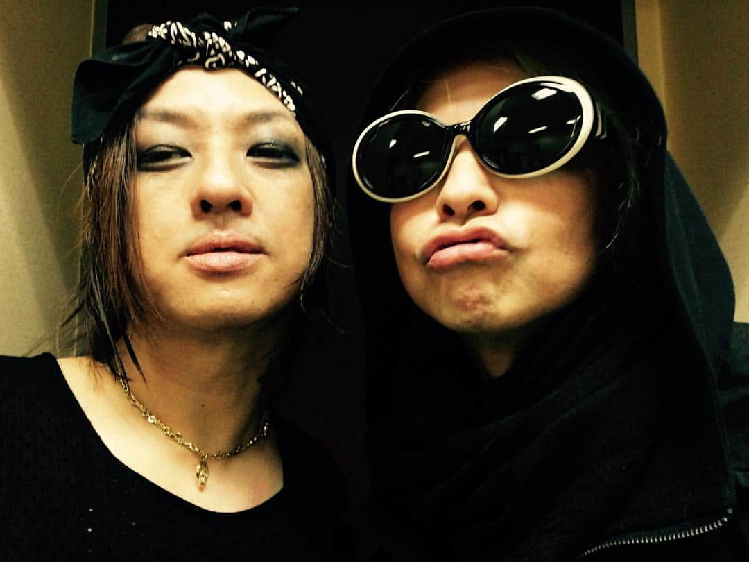 清春さんのインスタグラム写真 - (清春Instagram)「ポルノ超特急  ありがとハイド君  #HYDE #清春 #rottengraffty」12月22日 17時45分 - kiyoharu_official