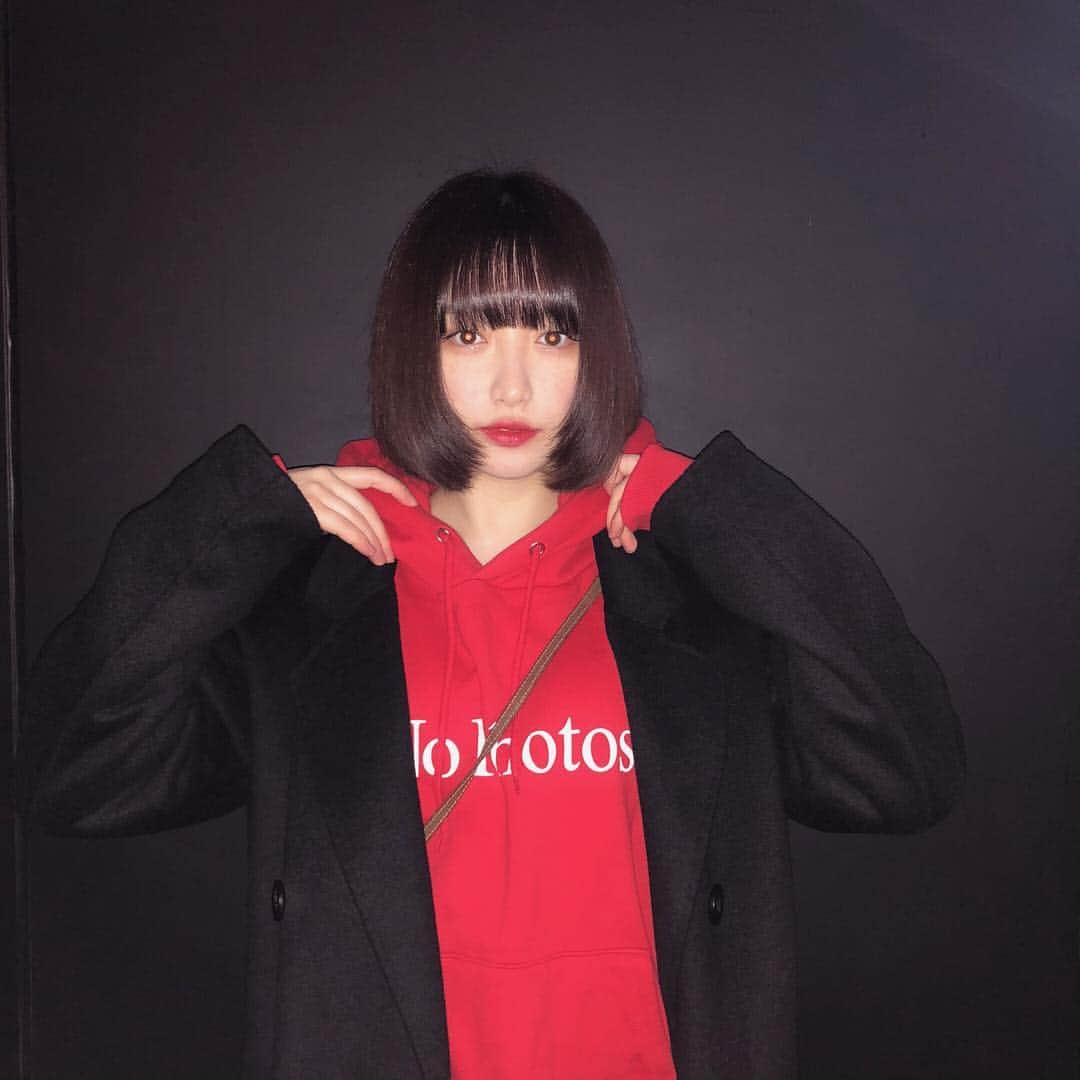 吉田凜音さんのインスタグラム写真 - (吉田凜音Instagram)「赤い日」12月22日 18時03分 - rinne1211