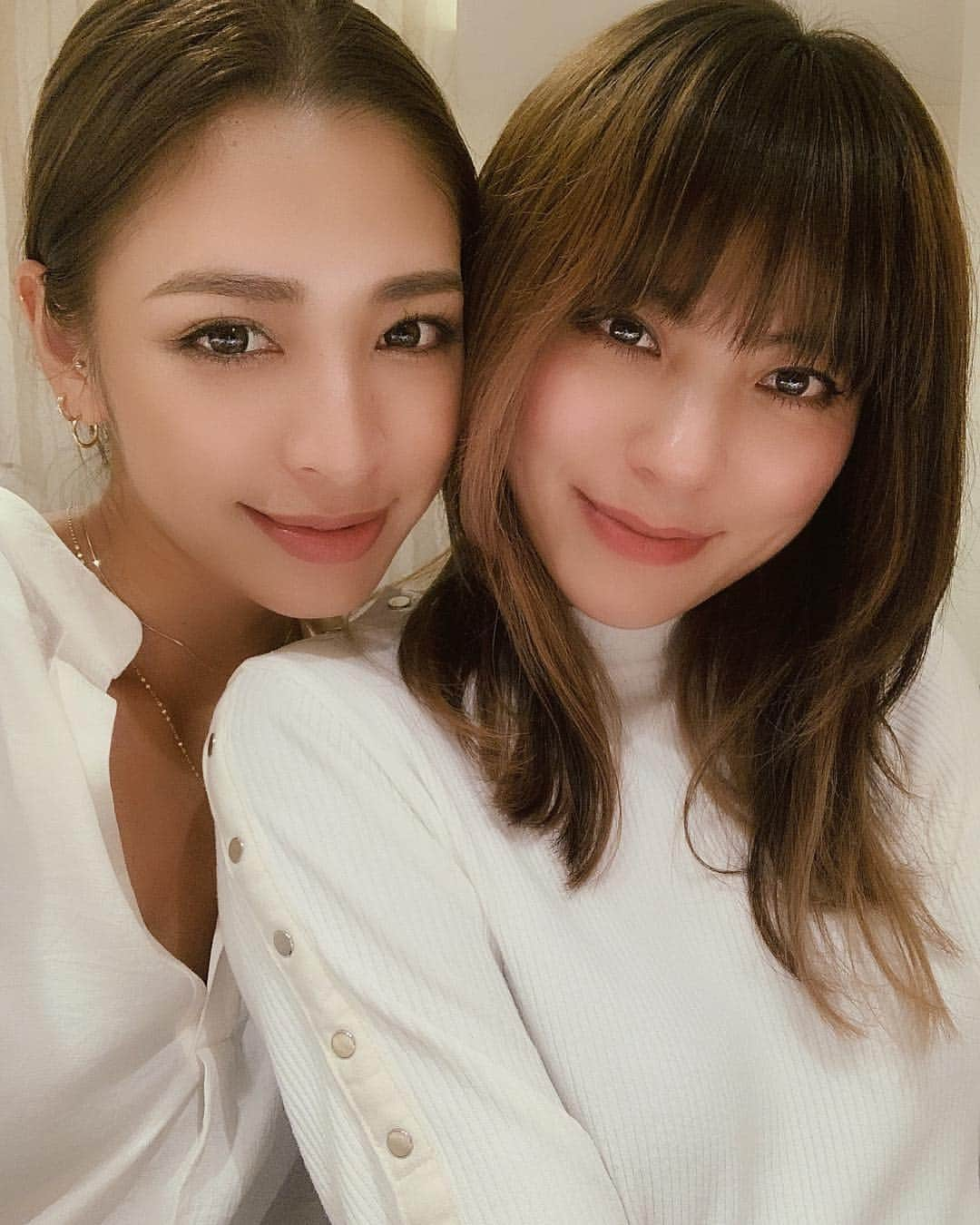 shieryy（今村しえり）さんのインスタグラム写真 - (shieryy（今村しえり）Instagram)「my sis❤︎ #お姉ちゃん 今日、12/22はパパの誕生日&還暦祝いで家族全員集合☺️✨」12月22日 20時34分 - shieryy