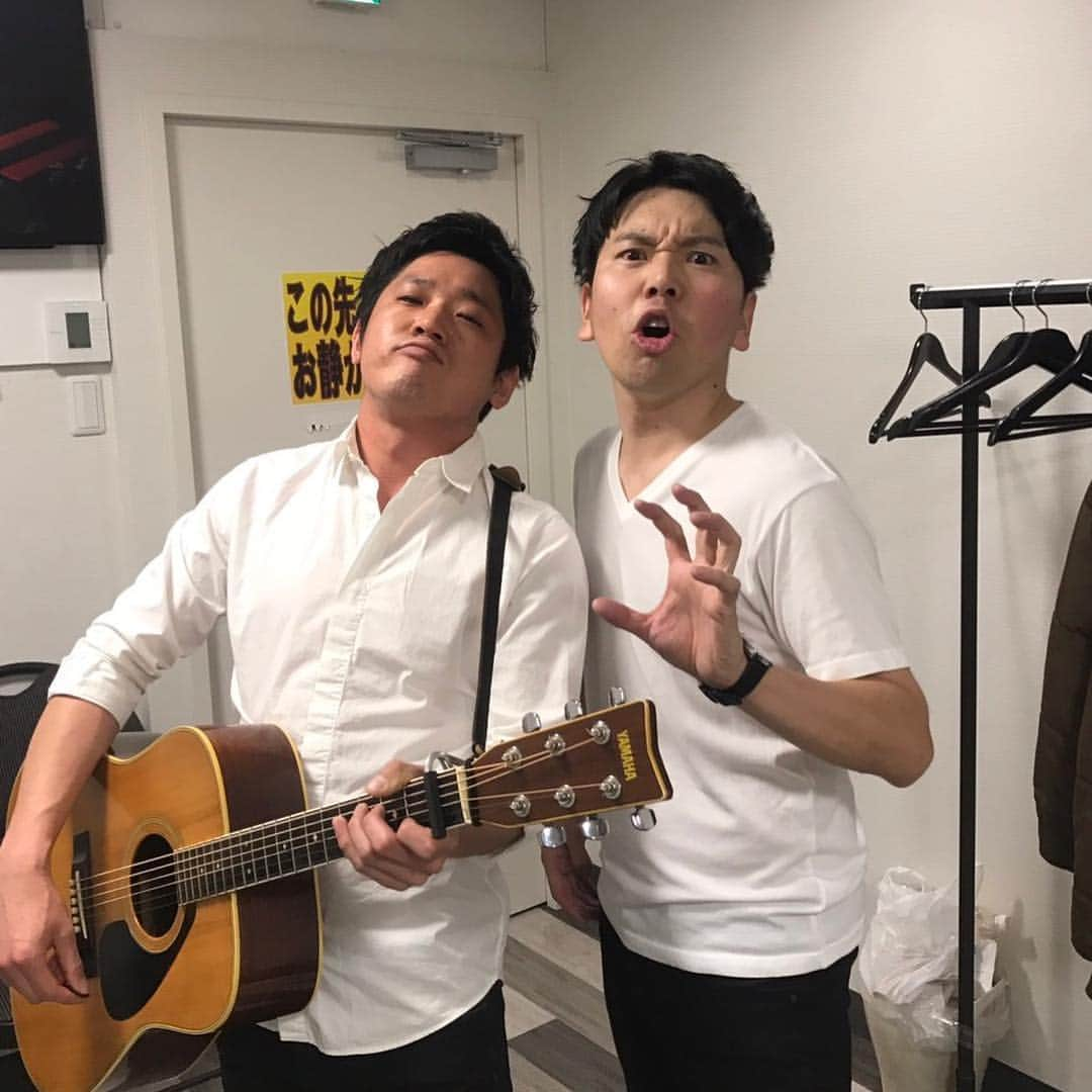 坂田 光さんのインスタグラム写真 - (坂田 光Instagram)「#サンシャイン坂田光ソロ単独 #どうでもよくならなくなった #終了 #初めてのソロ単独 #新ネタ5本 #完全に一皮剥けた #お花もありがとう #感謝の嵐 #MCランパンプス寺内 #舞台監督サンシャイン信清 #スペシャルサンクス #うるとらブギーズ佐々木 #TAKAHIRO #許せ人生 #嵐のようだぜ」12月22日 22時17分 - serorisakata