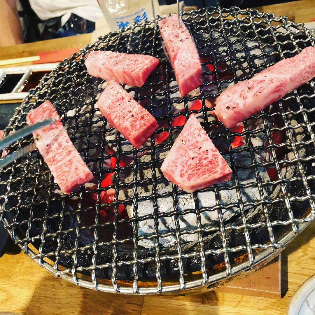 山本裕典さんのインスタグラム写真 - (山本裕典Instagram)「#鳥取 #着いた  #焼き肉  #もつ鍋 #福ふく #美味しかった #早くDJまわしたす」12月22日 22時38分 - yusuke_yamamoto0119