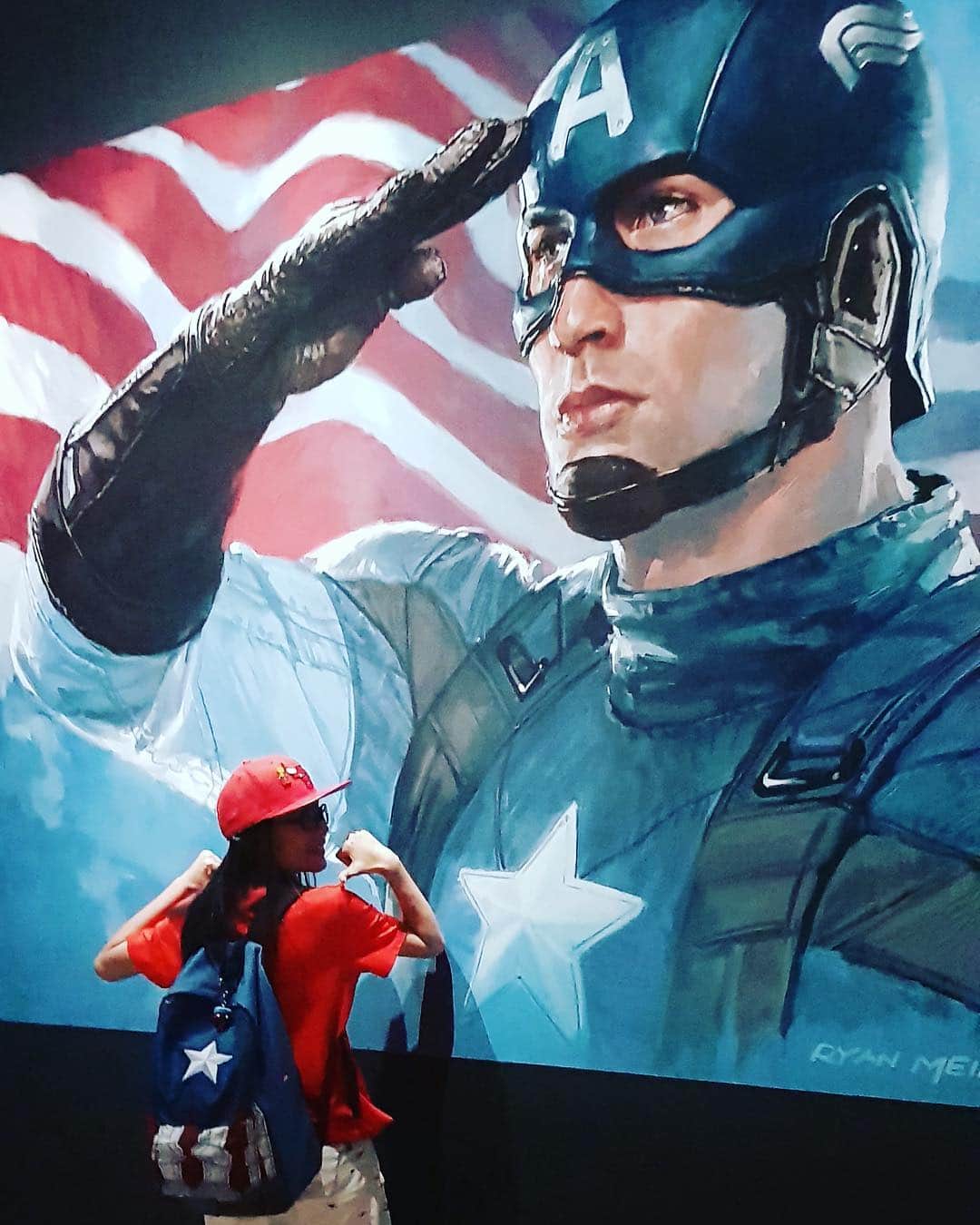 エイコンのインスタグラム：「Had to represent! @marvel @marvelstudios #Marvel #MarvelStudios #MarvelGang #MarvelFanatic #MarvelFan #CaptainAmerica #SteveRogers」