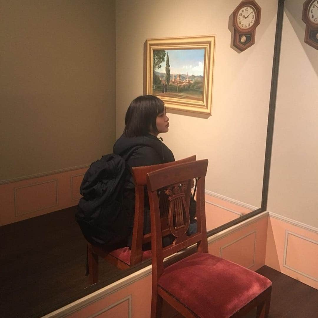 藤原さくらさんのインスタグラム写真 - (藤原さくらInstagram)「めっちゃトリックアートする人  #トリックアートへの敬意 #神戸」12月23日 11時18分 - mammothsakura