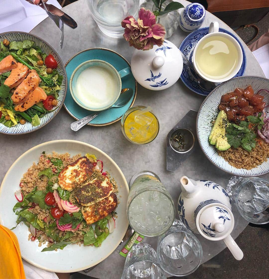 Top Cat Photoのインスタグラム：「TOP London 🍽 ☕️ @nacmayfair 📷 @nicolesarfaty •  #toplondonresto #eatlikealocal #eatlikeaboss Look at the featured gallery to share the ❤️ #communityfirst #london #uk #toplondonphoto」