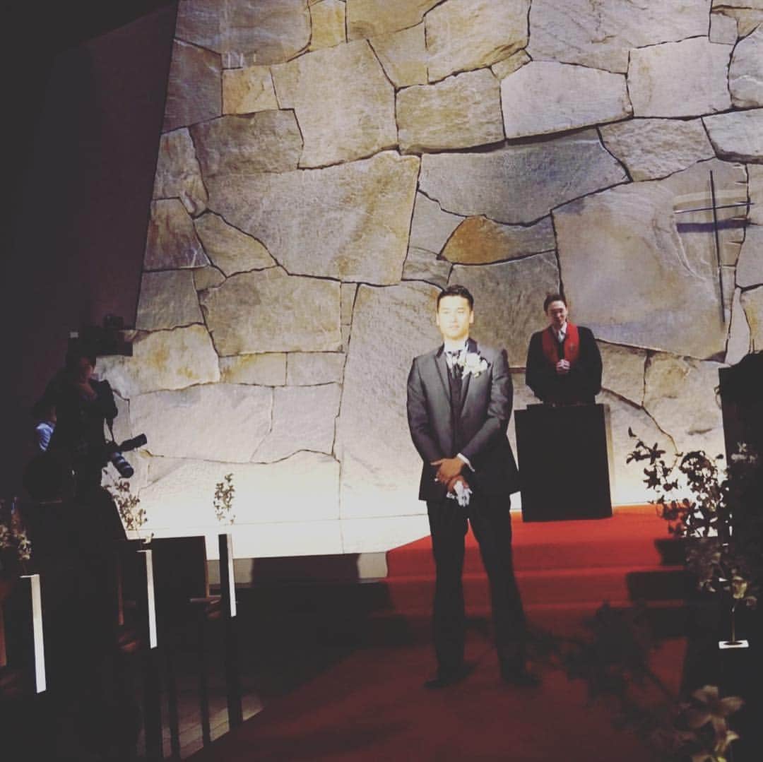 國領一平のインスタグラム：「和起結婚おめでとう！最高やったよ！！#三根和起 #サンガユース #93年組 #同期 #京都サンガ」