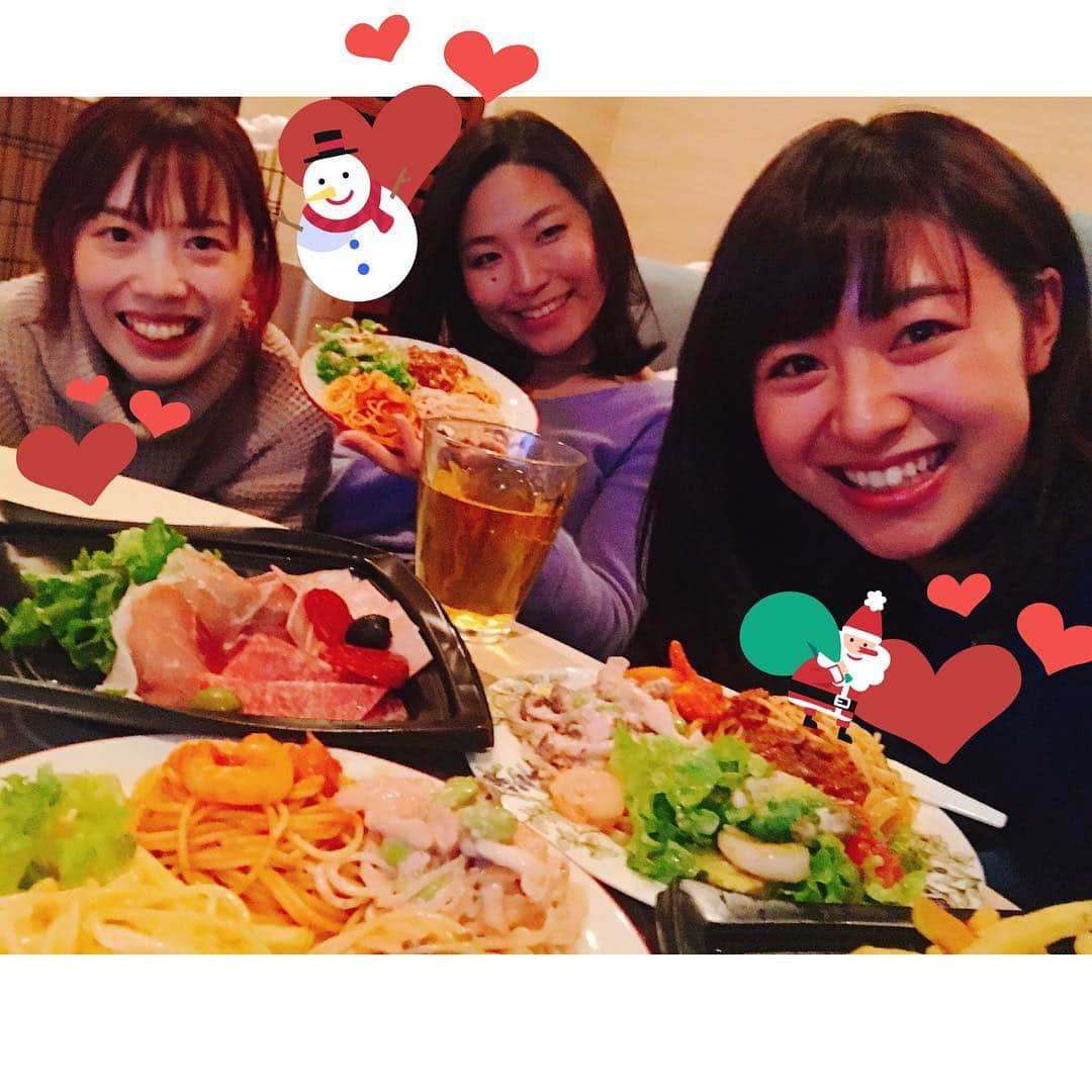 林美沙希さんのインスタグラム写真 - (林美沙希Instagram)「先日、少し早めのクリスマスパーティーをしました♫ 手作りではなく、料理は宅配です笑  今日もJチャンネルはいつもと変わらず４時５０分から放送します！！ #テレ朝#jチャンネル#jチャン#クリスマス#パーティー#おうち#中高の友達」12月24日 15時53分 - misaki0hayashi