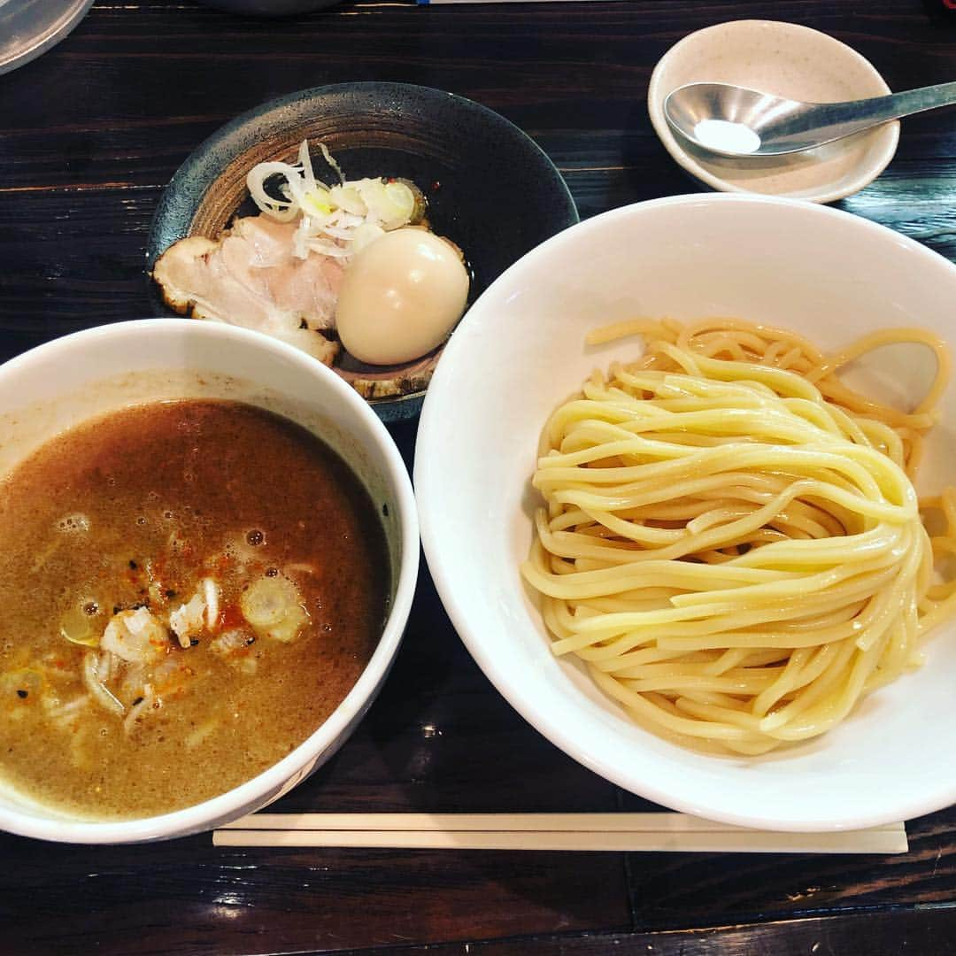 岡村いずみさんのインスタグラム写真 - (岡村いずみInstagram)「🎄🤗🍜」12月24日 16時16分 - mie_1225