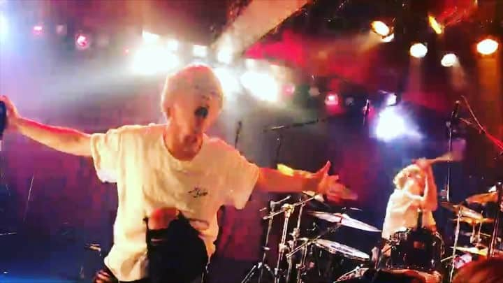 野田佳幹のインスタグラム：「12.20 渋谷チェルシーホテル SKY ROCKET  #skyrocket #いちなな #17live #17music #17livestreaming ＃スカロケ ＃スカイロケット ＃＃チェルシーホテル ＃ライブハウス ＃クリスマス ＃クリスマスライブ #Christmas #X'mas ＃クリスマスライブ」