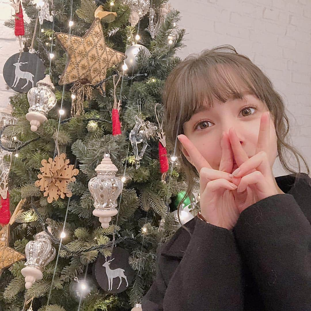 柴田あやなさんのインスタグラム写真 - (柴田あやなInstagram)「Christmas Eve 🎄 クリスマスぽいごはんたべてケーキ食べながらネトフリのクリスマスクロニクル見て いかにもな感じの１日 みんなはいいクリスマス過ごせましたか？♡」12月24日 20時40分 - shibaobasan