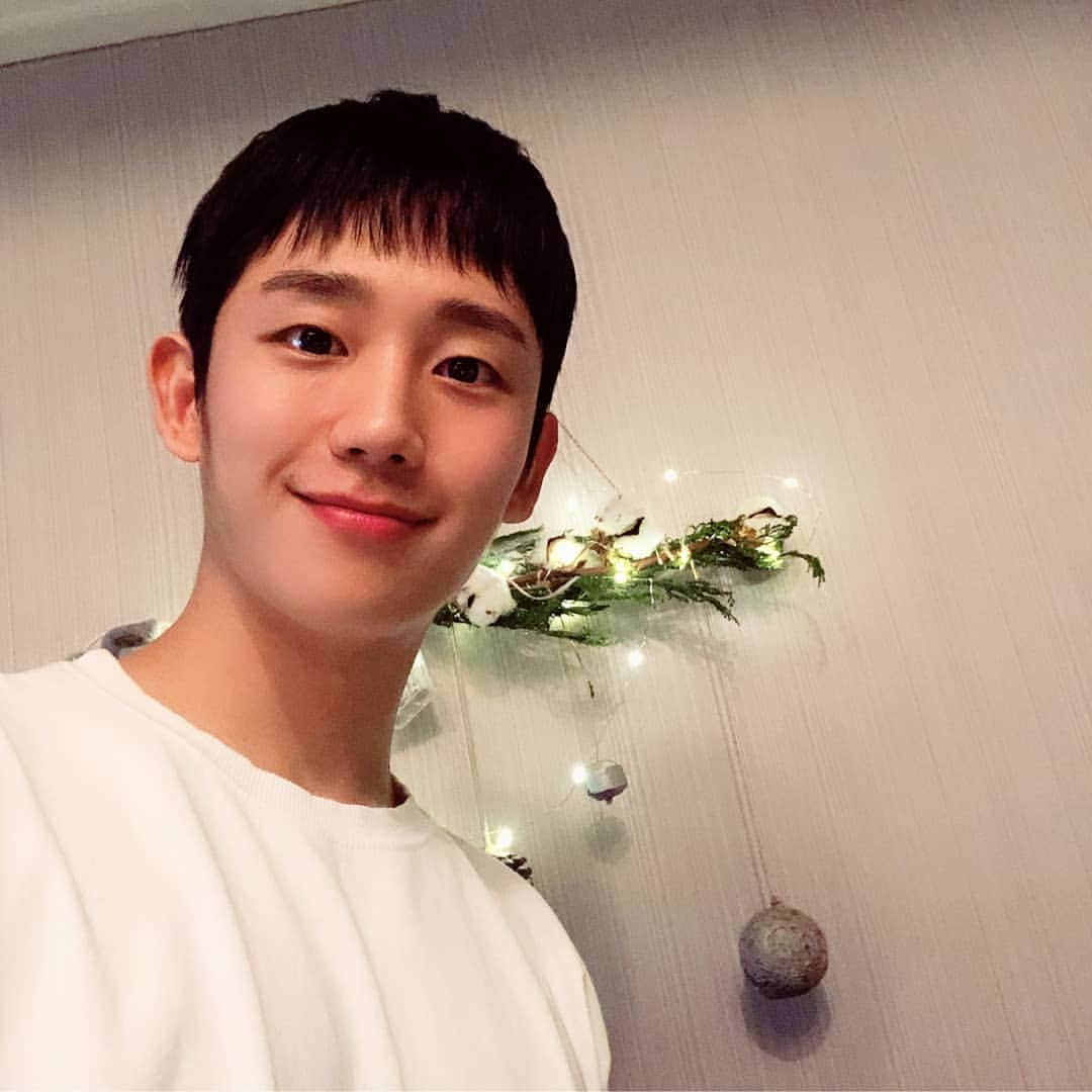 チョン・ヘインさんのインスタグラム写真 - (チョン・ヘインInstagram)「#MerryChristmas」12月24日 22時12分 - holyhaein