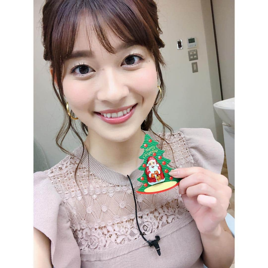 山本里菜さんのインスタグラム写真 - (山本里菜Instagram)「Merry X'mas🎄🎁 #収録 #クリスマスイブ」12月24日 22時37分 - rinayamamoto_0622