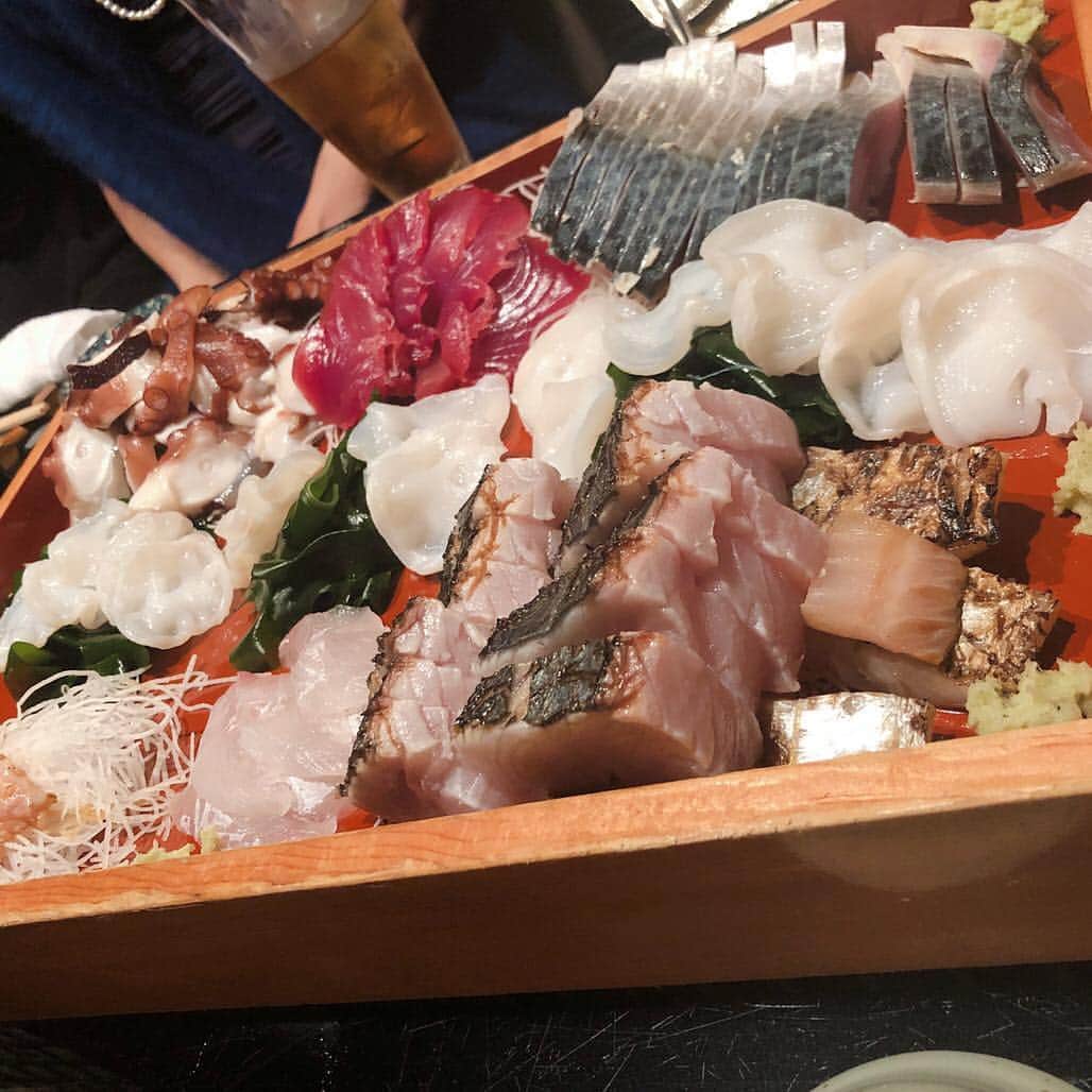 麻美さんのインスタグラム写真 - (麻美Instagram)「西麻布すし仙🍣 ． トロ食べたくなったら直行🚶‍♂️💨 ． Opus One祭り🍷🍷🍷 ． #西麻布#すし仙西麻布 #とろ#握り#夜食#赤ワイン #オーパスワン#opusone  #sushi#nishiazabu#sushisen #wine#winelover #japanesefood」12月25日 1時22分 - mami0s