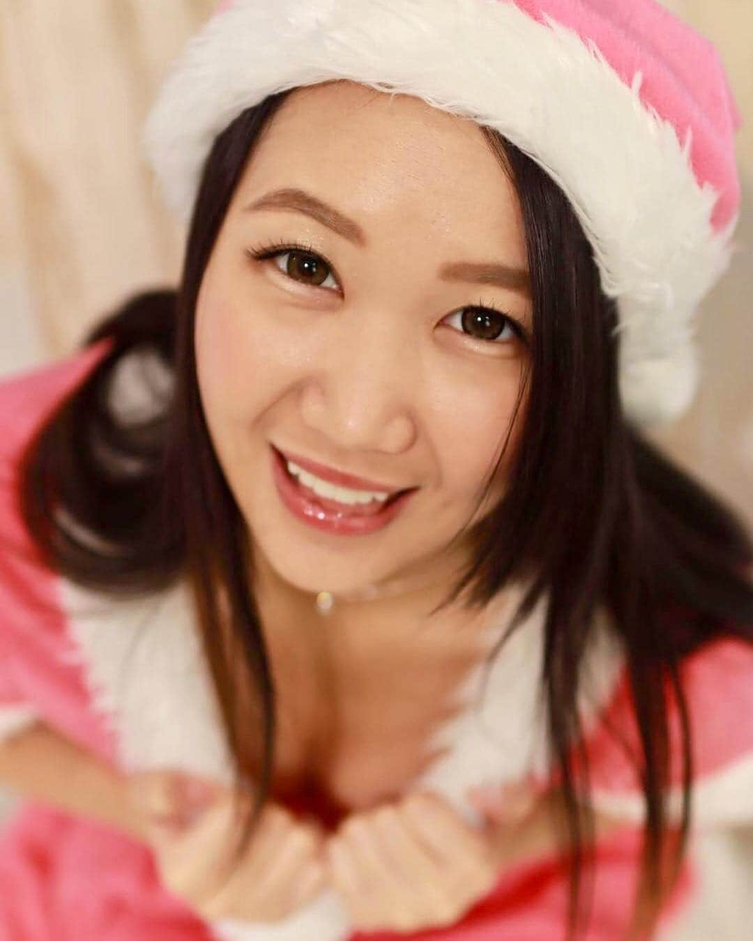 橋下まこさんのインスタグラム写真 - (橋下まこInstagram)「🎄 MerryX'mas 🎅 #AV女優 #セクシー女優 #踊り子 #ストリップ #ストリッパー #ストリップダンサー #ロック座 #舞台 #表現 #橋下まこ #撮影会 #ヌード撮影会 #ヌード #ヌードモデル #モデル #サンタ #サンタコス #クリスマス #めりくり」12月25日 11時46分 - hashimotomako