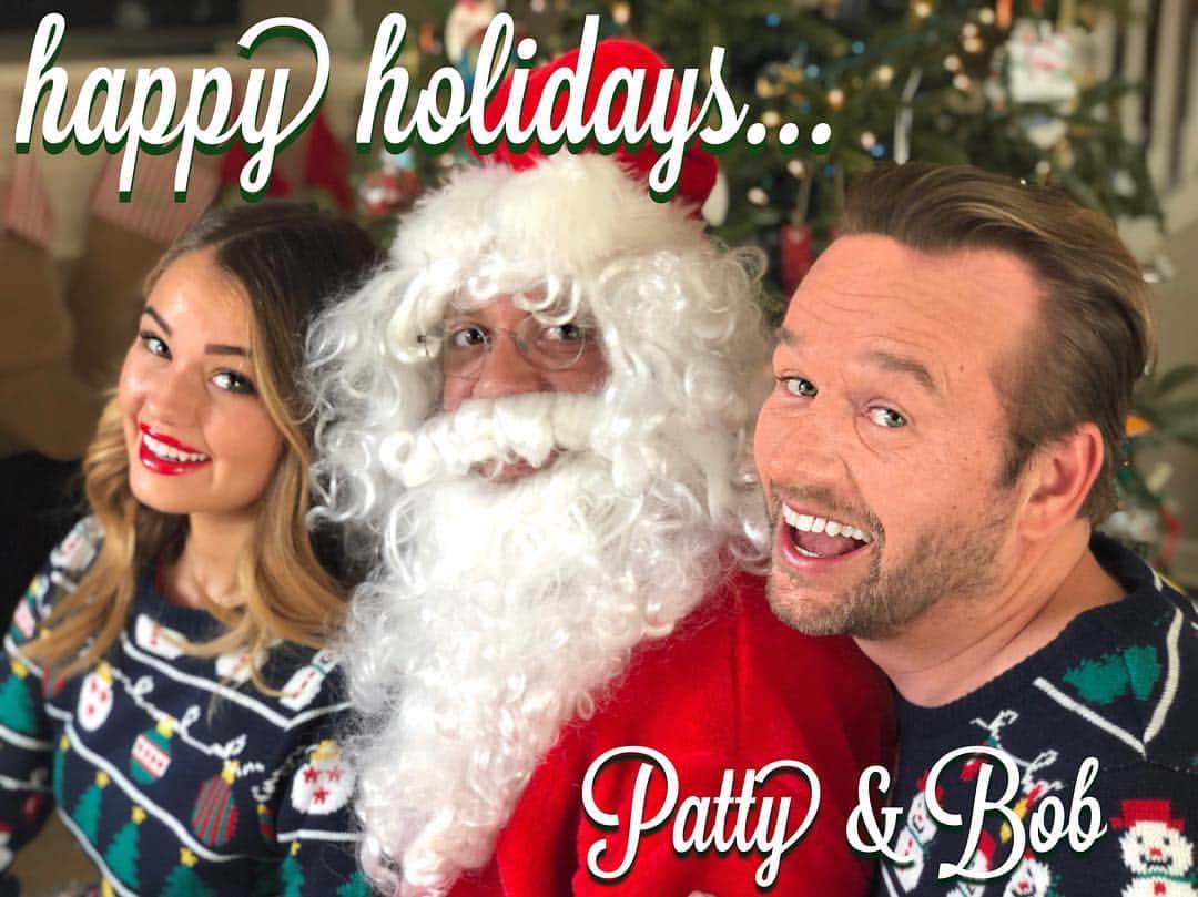 デビー・ライアンのインスタグラム：「from your @insatiable family: whatever you wish for this holiday season, I hope you find it within yourself, among a support system of people who see you for who you are. And I hope you never get stalked or pushed off a Weiner mobile, or exorcised of a demon with an assist by Jon Lovitz, or roasted on your 18th birthday or triggered into a homicidal blackout rage by your unsettled trauma. But if you do, I hope you and your partner in crime have matching sweaters」