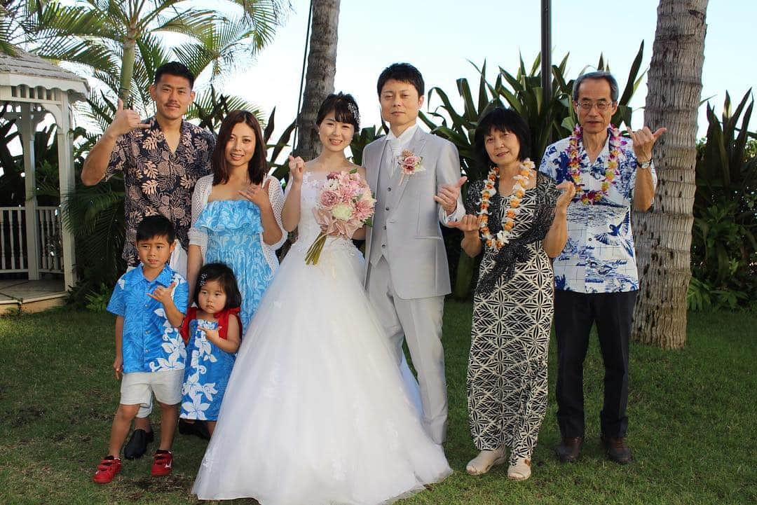 児玉剛さんのインスタグラム写真 - (児玉剛Instagram)「義兄の結婚式！よかったなーハワイ戻りたい。来年も絶対いこう！ そんなことより#MerryXmas🎁 #良い写真が全然ない！ #pataloha」12月25日 9時32分 - tsuyoshikodama_official