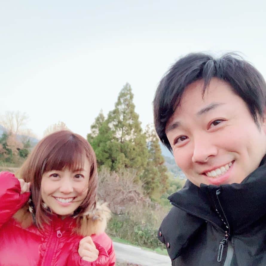 小林麻耶さんのインスタグラム写真 - (小林麻耶Instagram)「メリークリスマス🎄 これからみんなでお出かけです💖 . #熊本 #大自然へ #昨日のお散歩も楽しかった☺︎」12月25日 10時09分 - maya712star9