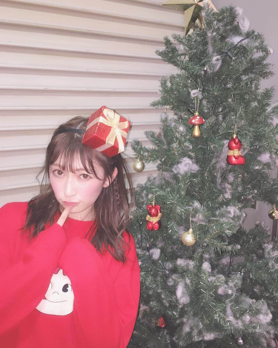 NMB48さんのインスタグラム写真 - (NMB48Instagram)「✳︎﻿ ﻿ Merry Christmas!!﻿ ﻿ プレゼントにいかがですか？🎁﻿ ﻿ ﻿ #merrychristmas  #christmas  #メリークリスマス  #NMB48」12月25日 22時44分 - nmb48_official